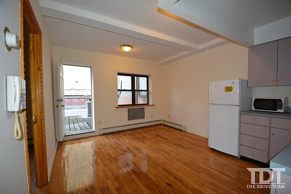 Rented by J Misrahi Realty Corp | media 5