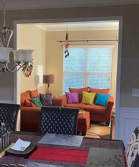 425 Chanson Dr — Photo 16