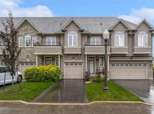 370 Stonehenge Dr #13, Hamilton, ON L9K 0H9