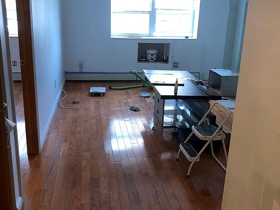 5th image of 63-50 Saunders St #3F