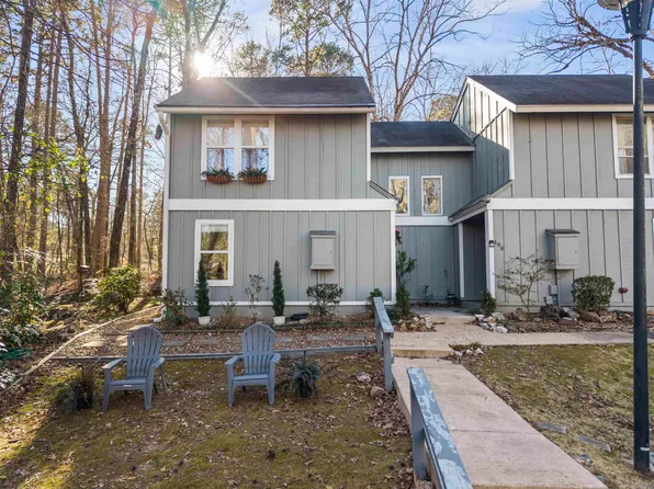 200 Gaucho Ln, Hot Springs, AR 71909