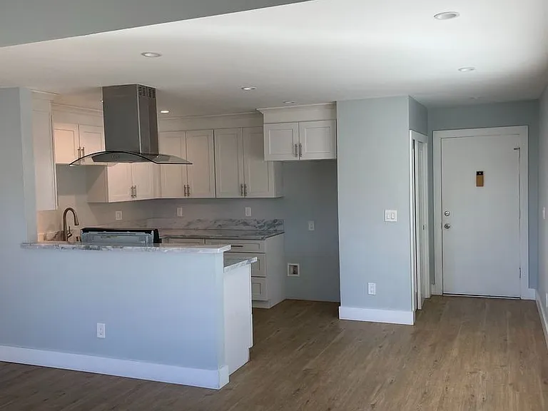 4902-4922 Charlene Circle — Photo 8