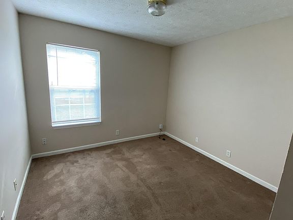 3rd image of 1277 Saint Andrews Dr