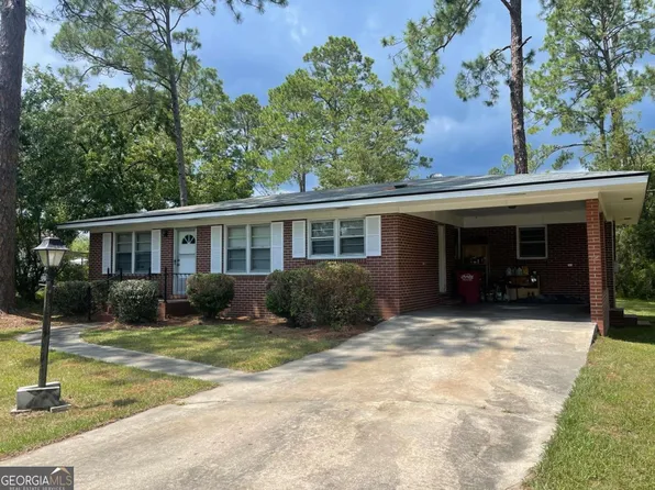 27 E Bruce St, Mc Rae, GA 31055