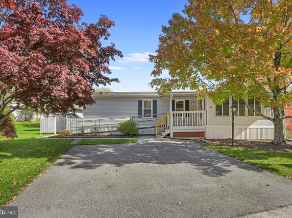 62 Meadow Run Pl, Harrisburg, PA 17112