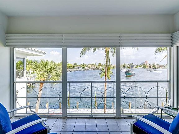 2nd image of 2717 Yacht Club Blvd