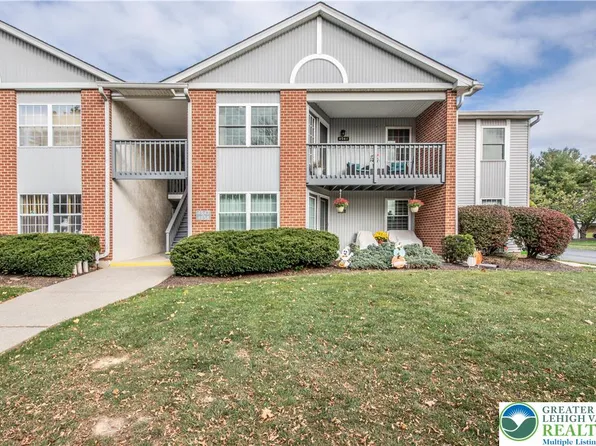 4948 Cheryl Dr, Bethlehem, PA 18017