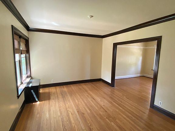 2nd image of 2118 W Giddings St #2B