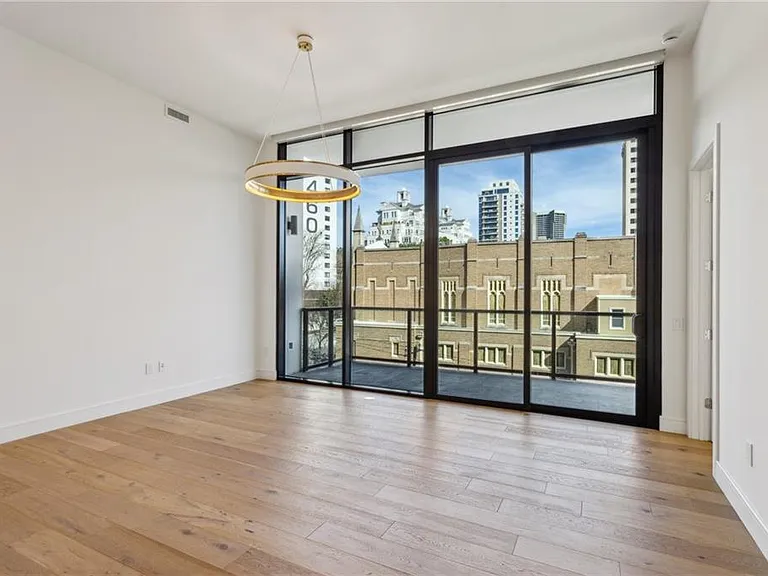 2425 Peachtree Rd NE #403 — Photo 12