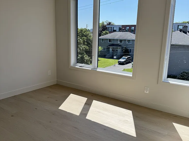 1301 Dorchester Ave #5 — Photo 8