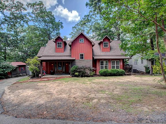 2nd image of 30 Cedar St