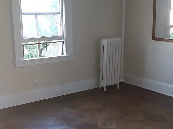 5th image of 111-11 Farmers Blvd
