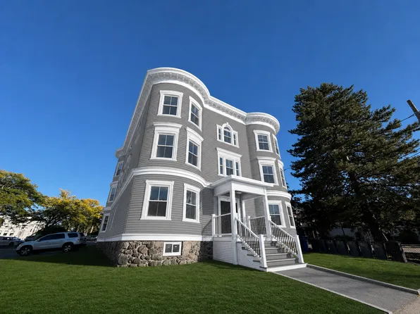 4 Adams St, Waltham, MA