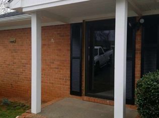 1440 5th St SW APT A, Charlottesville, VA 22902