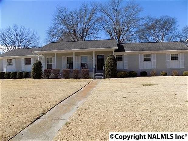 1st image of 901 Tascosa Dr SE
