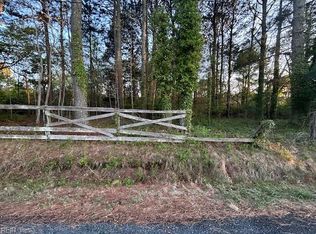 10306 Brownsville Rd, Nassawadox, VA 23413