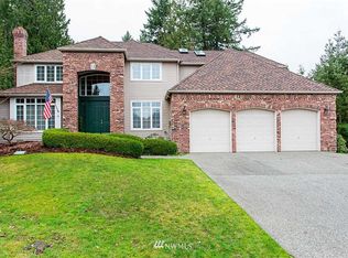 19101 NE 51st St, Sammamish, WA 98074