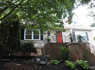 21 Heather Ln, Staunton, VA 24401