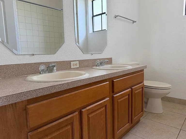 1568 Portofino Meadows Blvd — Photo 20