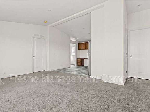 5th image of 5925 E Tulare Ave #135