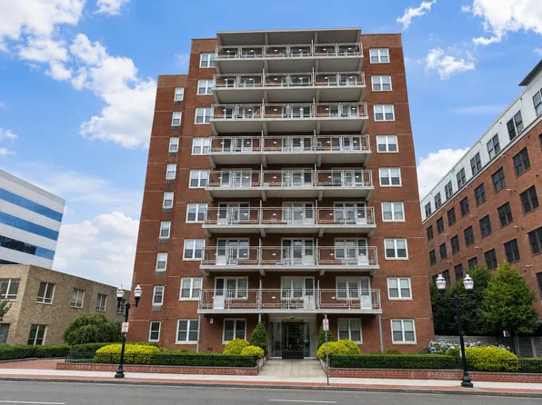 700 Summer St, Stamford, CT
