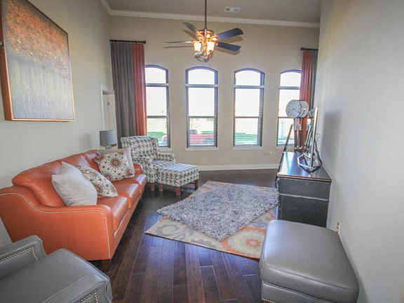 5th image of 445 W Blount Ave APT 106