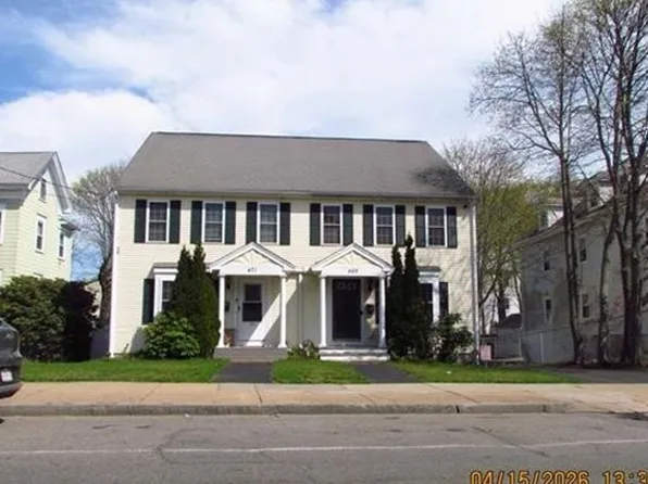 469 N Main St, Brockton, MA 02301