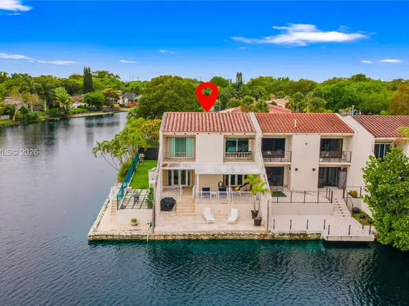 7282 Jacaranda Ln, Miami Lakes, FL 33014