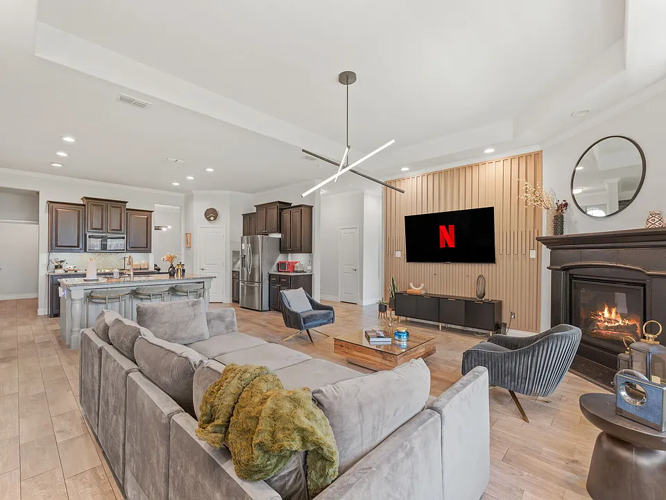 Longbow Ln