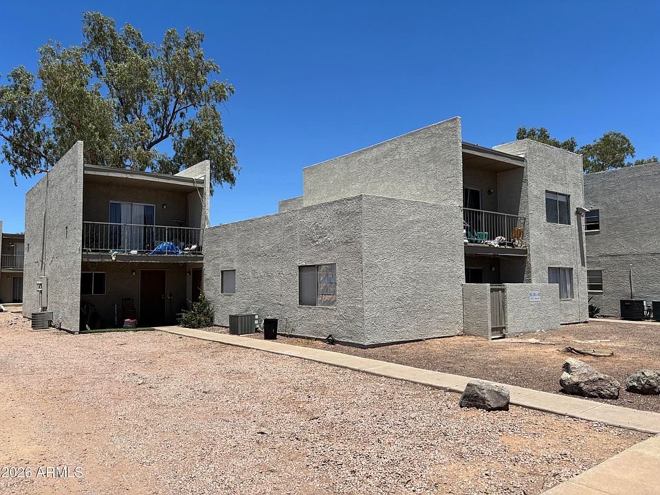 1st image of 2802 E MARCONI Avenue