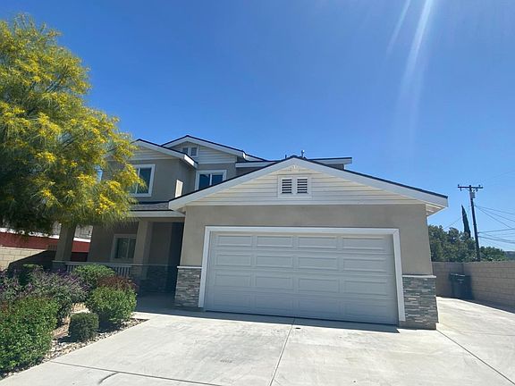 3rd image of 1518 Arroyo Ave