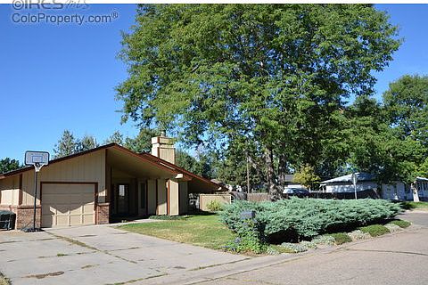 2nd image of 2701 Meadow Brook Ln
