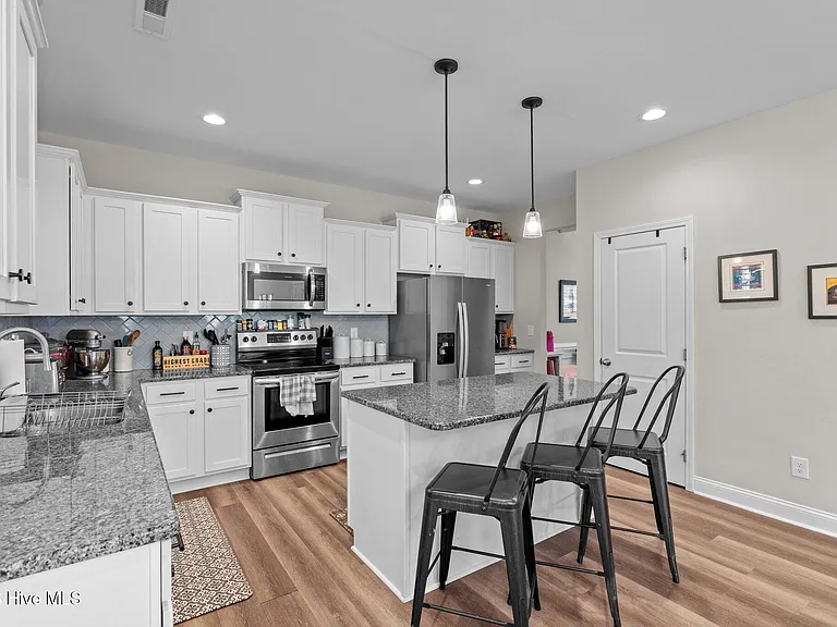 451 Gretchen Rd — Photo 11