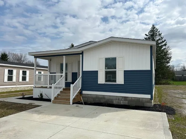 763 County Line Rd #42, Crestline, OH 44827