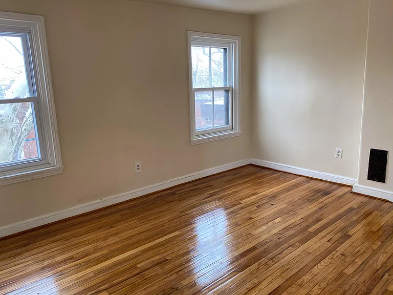 29 N Wiota St — Photo 4