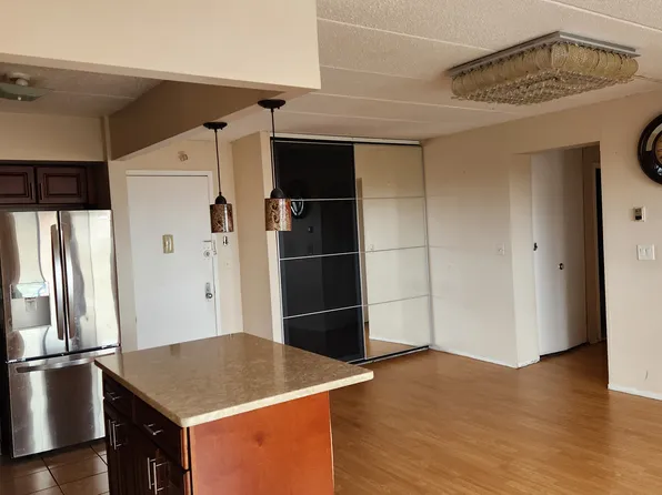 92-29 Queens Boulevard image 7 of 23