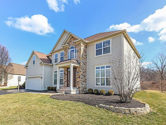 3rd image of 3249 Winding Woods Dr