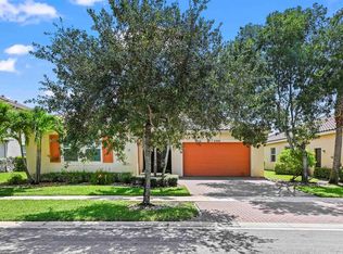 2350 Bellarosa Cir, Royal Palm Beach, FL 33411