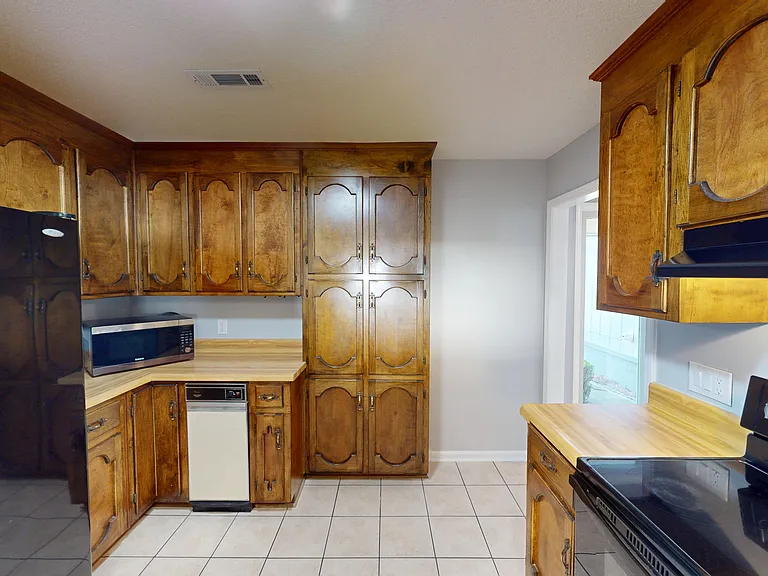 112 Oakland Dr — Photo 8