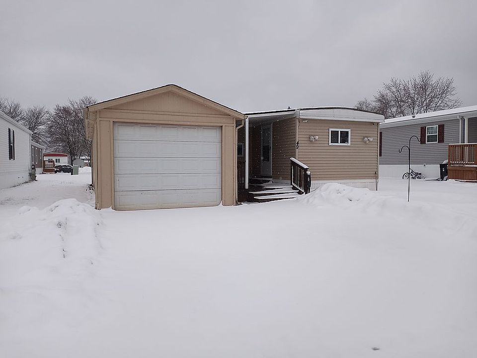 1st image of 49 Grant Dr