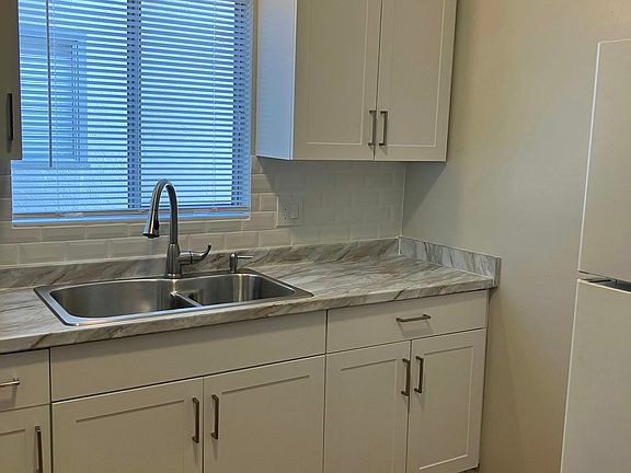 5th image of 5711 Gallatin Ln #5711