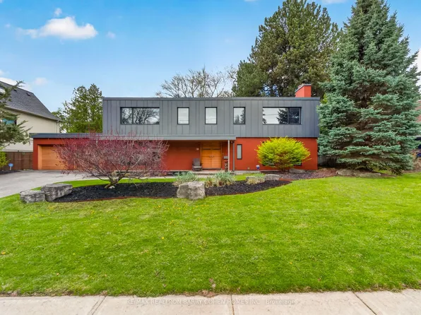 19 Saintfield Ave, Toronto, ON M3C 2M4