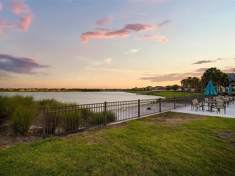 10903 Verawood Dr — Photo 64