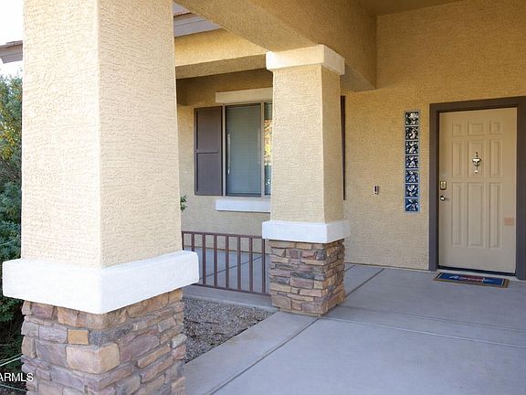 3rd image of 1487 E Angeline Ave
