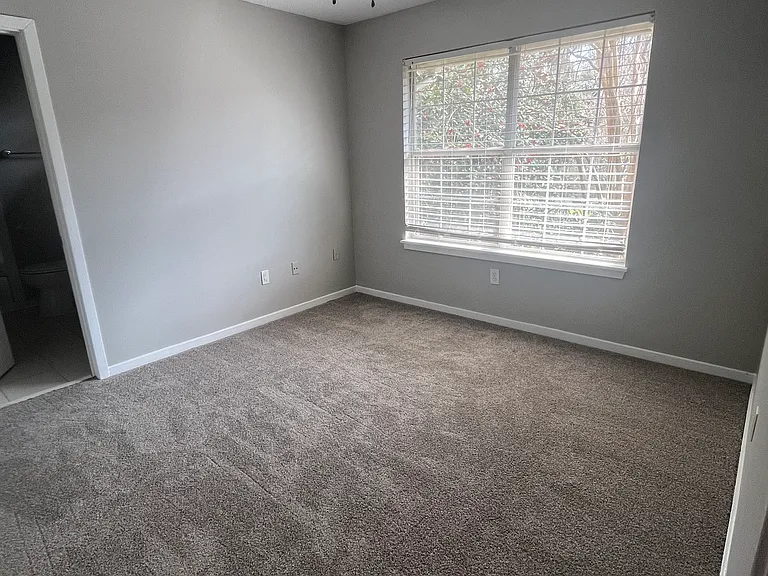 134 Luden Dr #B — Photo 23