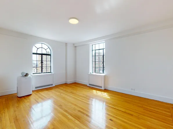 1 Christopher Street image 7 of 22