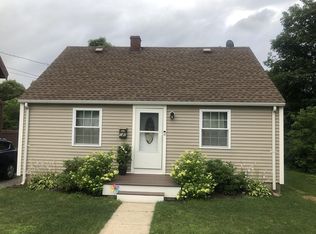 140 Sycamore St, Fairhaven, MA 02719