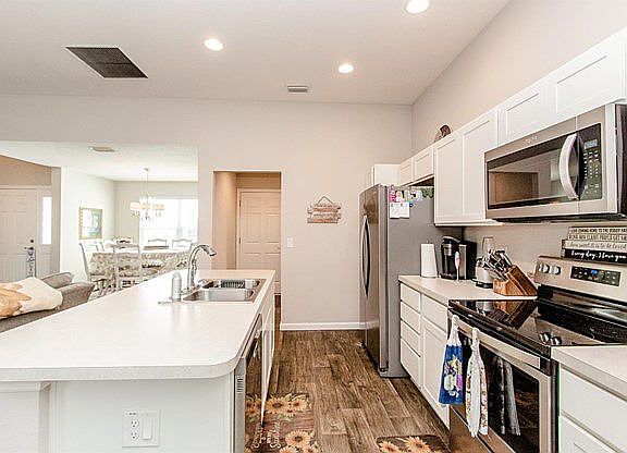 3rd image of 11371 Laufersky Ln