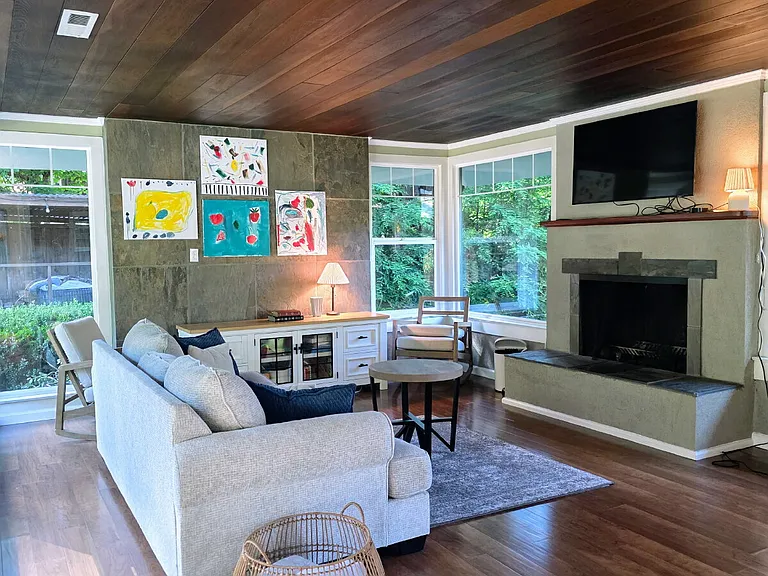 10510 Highway 9 — Photo 3