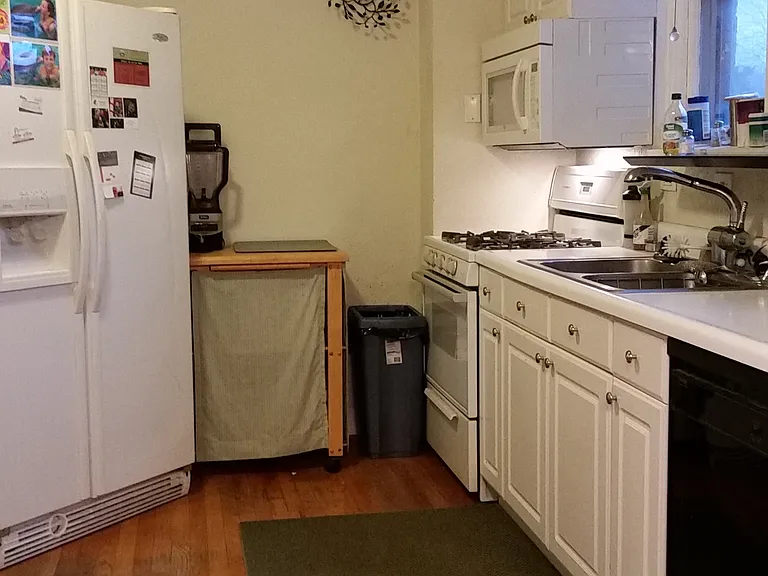 105 Handlan Ct — Photo 5